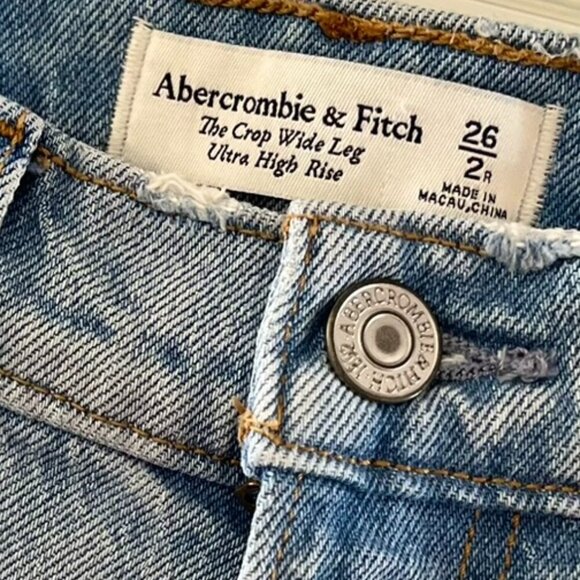 Abercrombie & Fitch Woman's The Crop Wide Leg Ultra High Rise Jeans Sz 26 - Picture 6 of 11